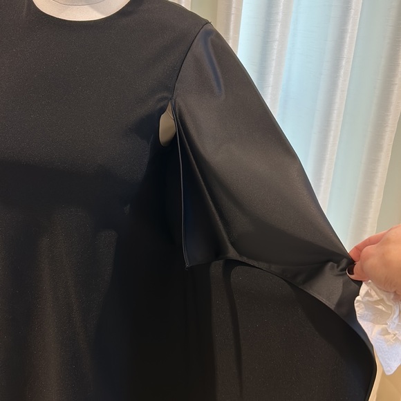 Rosetta Getty black top with asymmetrical cape sleeve size 0 - Picture 7 of 9